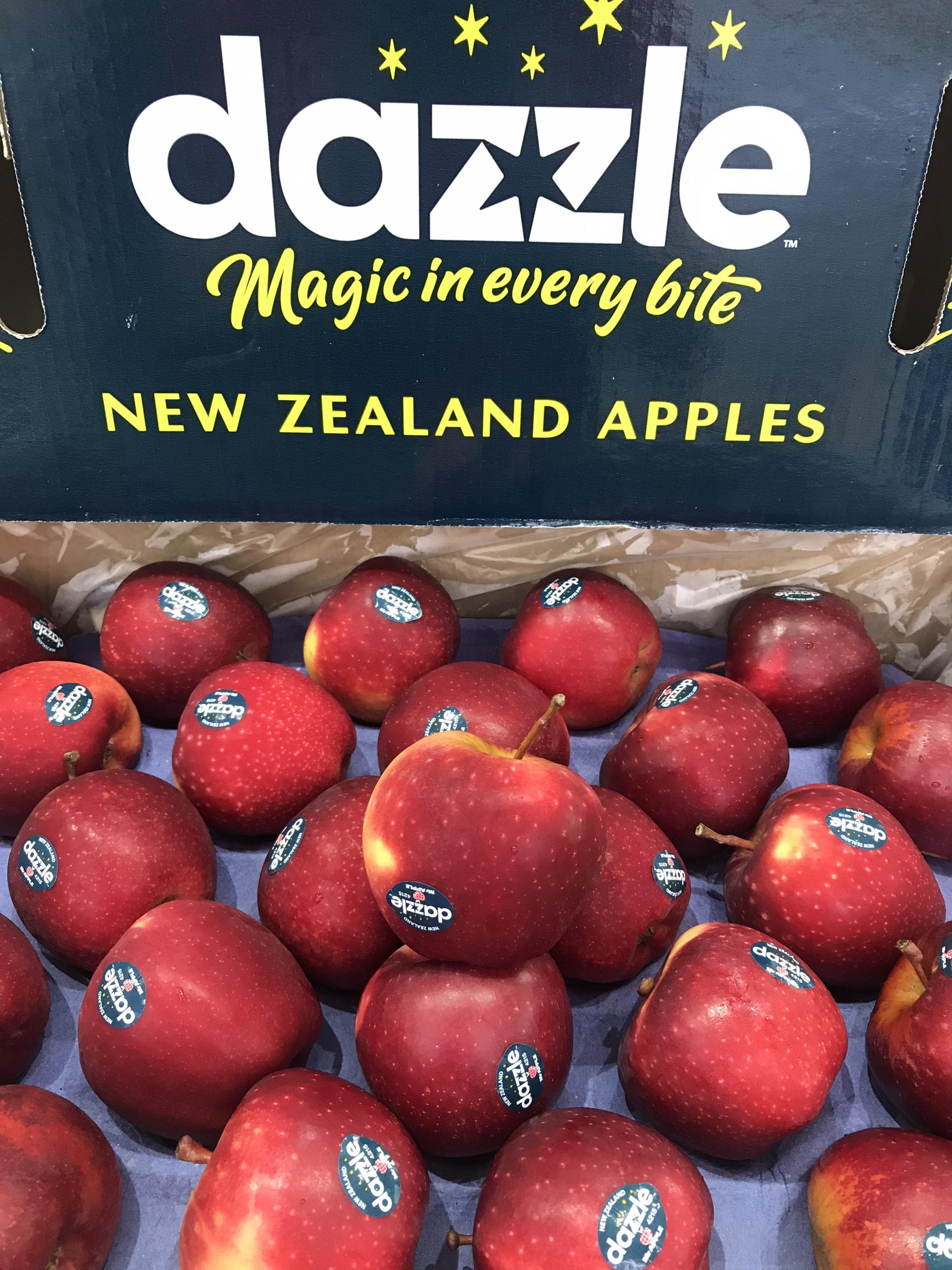 Táo Dazzle New Zealand Size 100